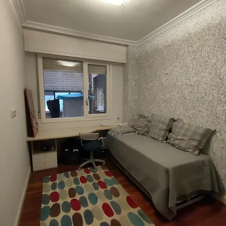 Amplio Piso En El Centro De * Bilbao